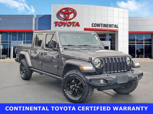 Used 2022 Jeep Gladiator Sport AWD/4WD image 1