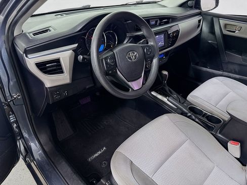 Used 2015 Toyota Corolla LE FWD image 10