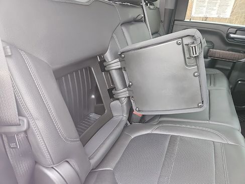 Used 2020 GMC Sierra 2500 Denali w/ Denali Ultimate Package image 32