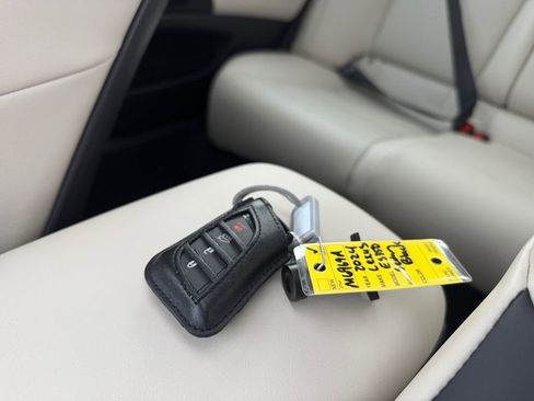 Used 2024 Lexus ES 350 w/ Premium Package FWD image 26