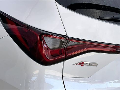 Used 2024 Acura MDX A-Spec image 29