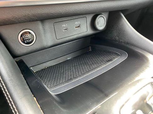 Used 2023 Nissan Rogue SL FWD image 23