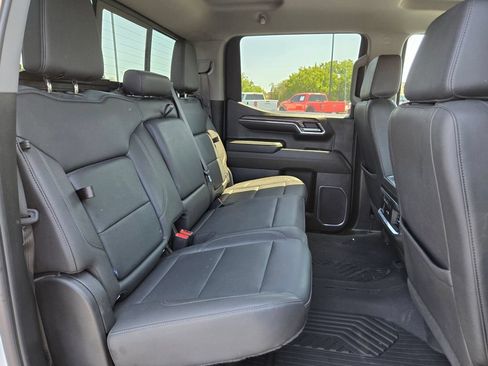 Used 2024 Chevrolet Silverado 1500 LTZ AWD/4WD image 18