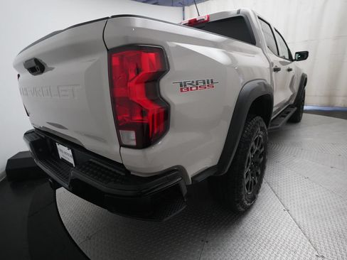 Used 2026 Chevrolet Colorado Trail Boss AWD/4WD image 8
