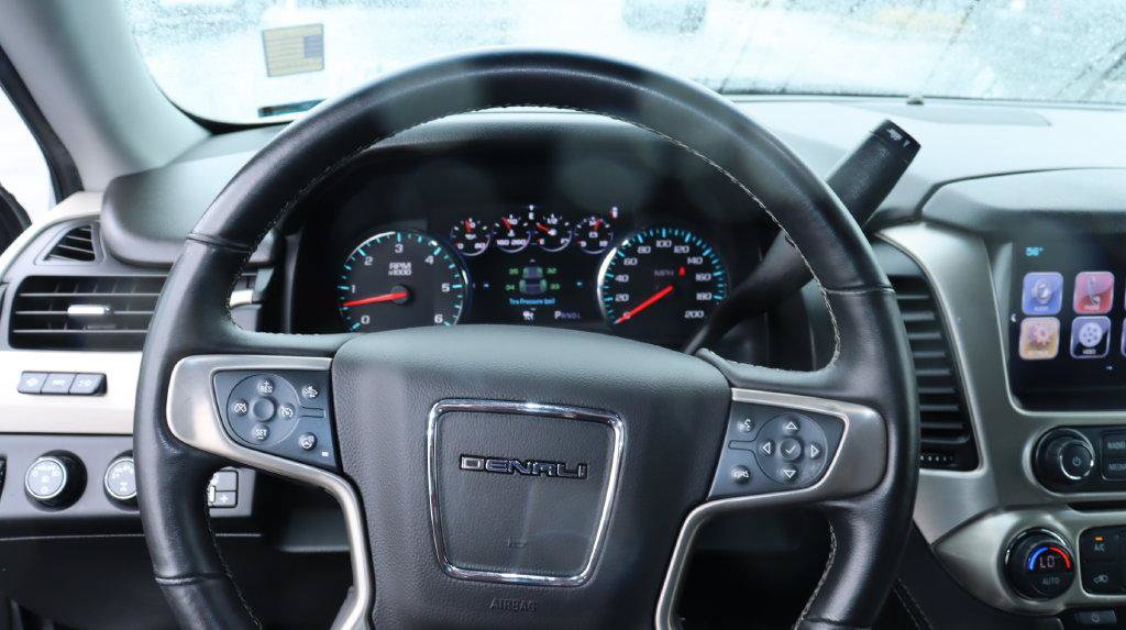 Used 2018 GMC Yukon Denali w/ Denali Ultimate Package AWD/4WD image 18