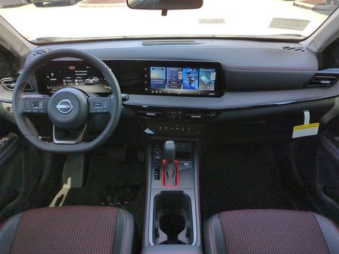 New 2026 Nissan Kicks SR image 12