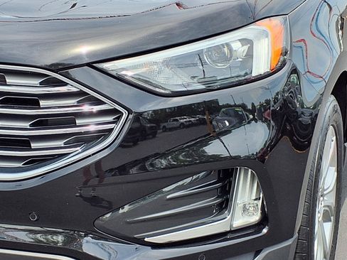 Used 2023 Ford Edge Titanium AWD/4WD image 31