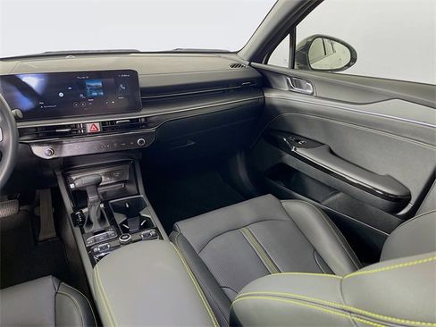 Used 2025 Kia K5 GT image 25