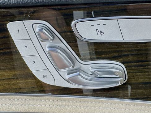 Used 2016 Mercedes-Benz C 300 Sedan image 20