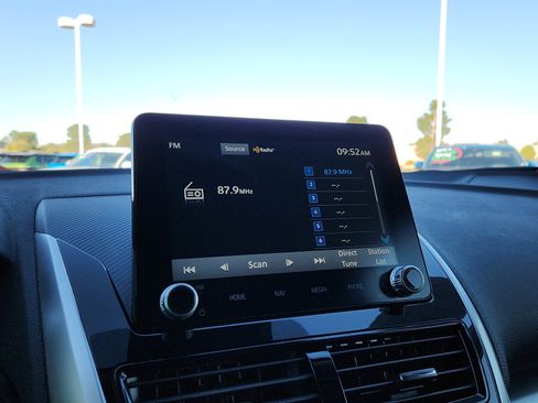 Used 2024 Mitsubishi Eclipse Cross SE image 19