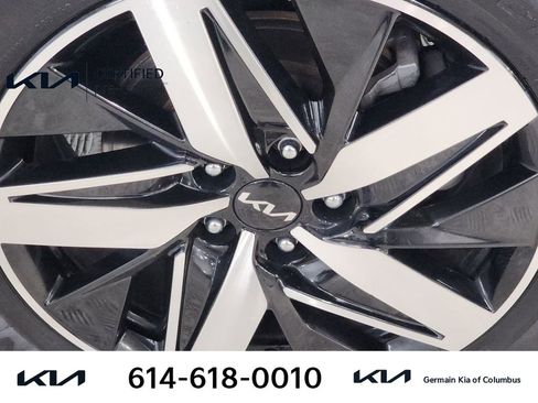 Used 2023 Kia Sorento S w/ Panoramic Sunroof Package image 12