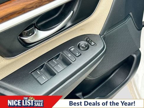 Used 2022 Honda CR-V EX image 17
