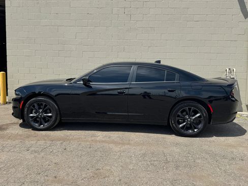 Used 2023 Dodge Charger SXT w/ Blacktop Package AWD/4WD image 4
