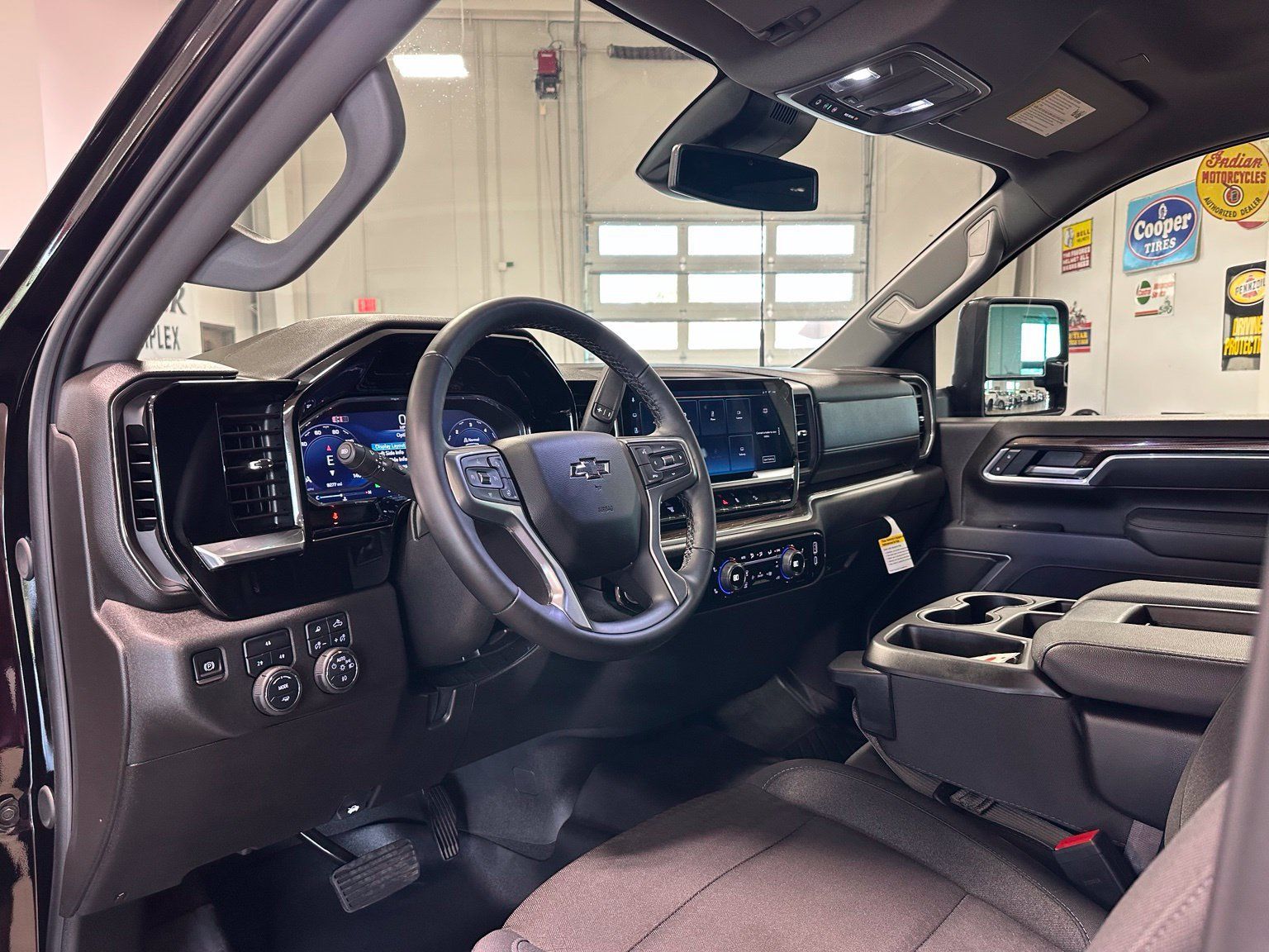Used 2025 Chevrolet Silverado 2500 LT w/ Trail Boss Package AWD/4WD image 18