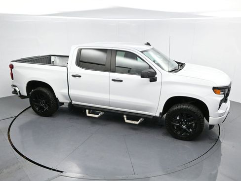 Used 2022 Chevrolet Silverado 1500 Custom image 34