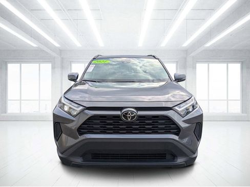 Used 2024 Toyota RAV4 XLE image 8