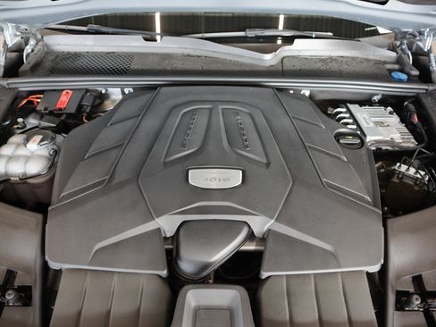 Certified 2023 Porsche Cayenne Coupe image 25