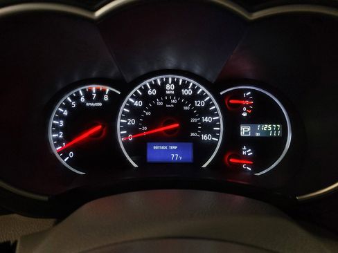 Used 2014 Nissan Quest S FWD image 23