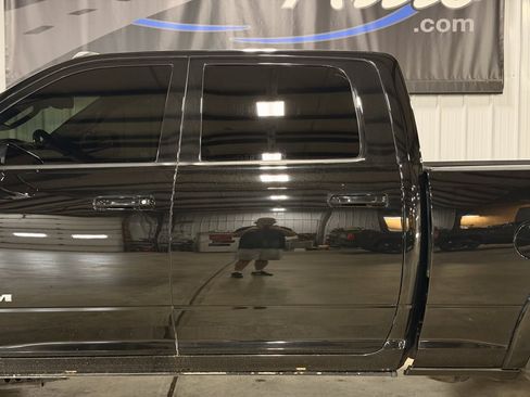 Used 2020 RAM 2500 Laramie AWD/4WD image 36