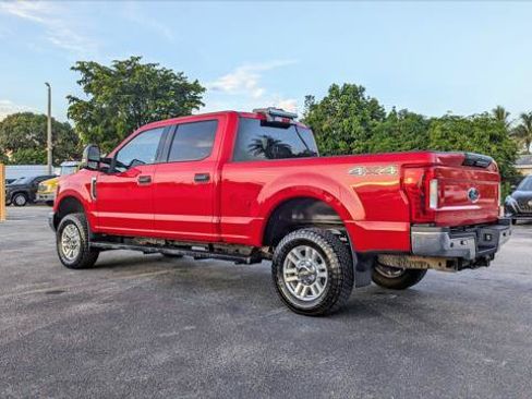 Used 2019 Ford F250 XLT w/ XLT Value Package AWD/4WD image 6