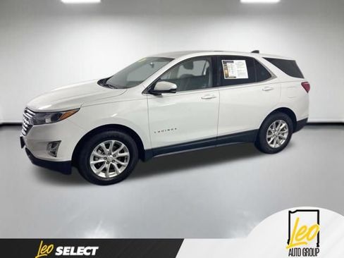 Used 2018 Chevrolet Equinox LT FWD image 2