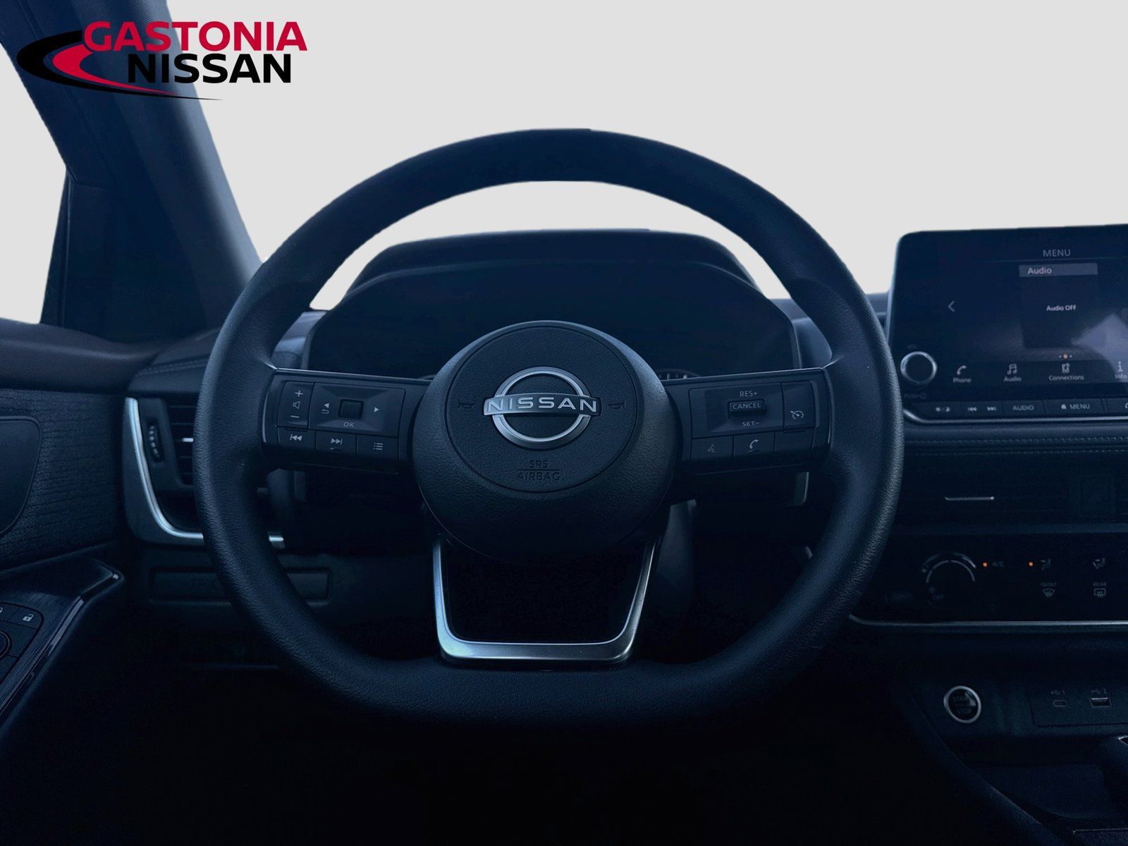 Used 2023 Nissan Rogue S AWD/4WD image 29