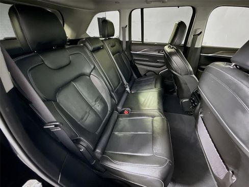 Used 2022 Jeep Grand Cherokee Limited 4xe w/ Luxury Tech Group II image 24