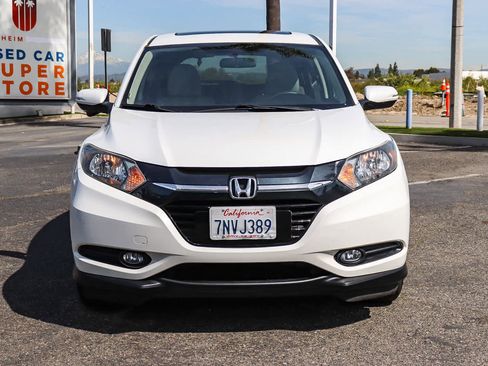 Used 2016 Honda HR-V EX image 2