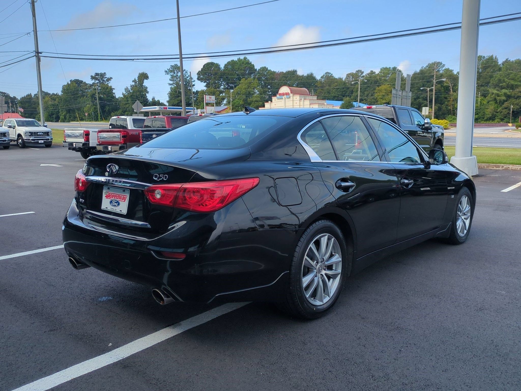 Used 2015 INFINITI Q50 Premium w/ Navigation Package AWD/4WD image 5