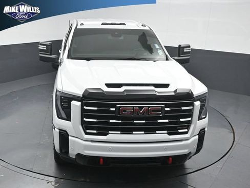 Used 2025 GMC Sierra 2500 AT4 AWD/4WD image 10