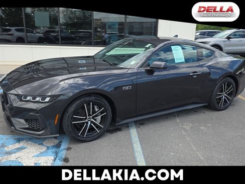 Used 2024 Ford Mustang GT RWD image 1
