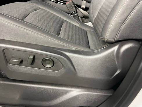 Used 2024 Chevrolet Silverado 3500 LT image 27