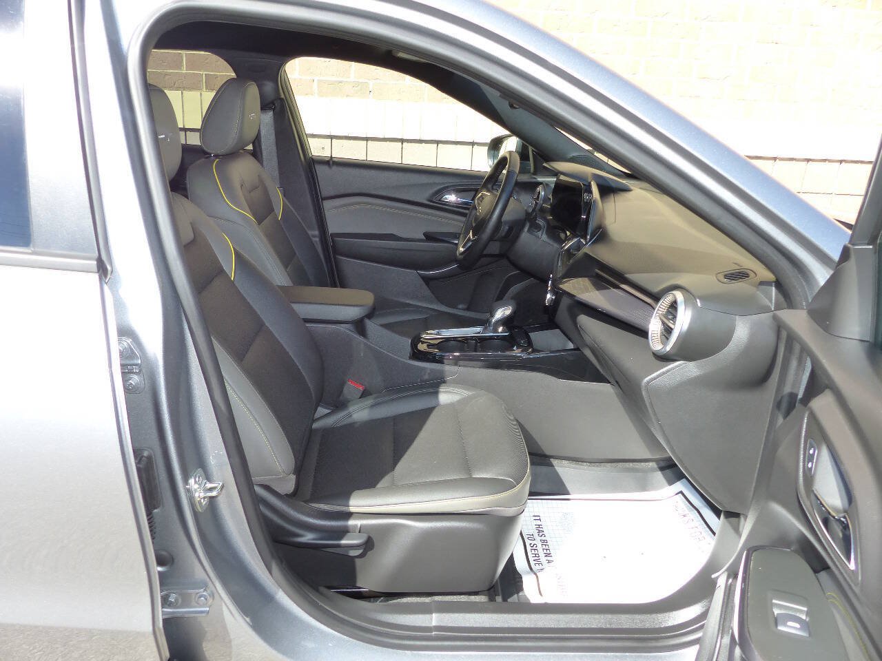 Used 2026 Chevrolet Trax ACTIV w/ Driver Confidence Package FWD image 39
