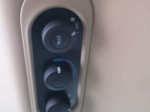 Used 2005 Honda Odyssey EX-L image 26
