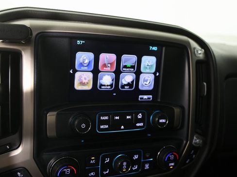 Used 2019 GMC Sierra 2500 Denali w/ Duramax Plus Package image 7