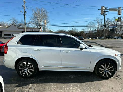 Used 2024 Volvo XC90 B5 Core w/ Protection Package Premier image 6