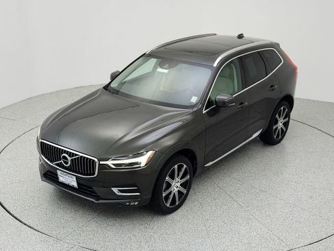 Used 2018 Volvo XC60 T6 Inscription w/ Luxury Seat Package image 13