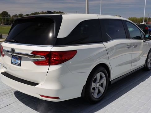 Used 2018 Honda Odyssey EX-L image 5
