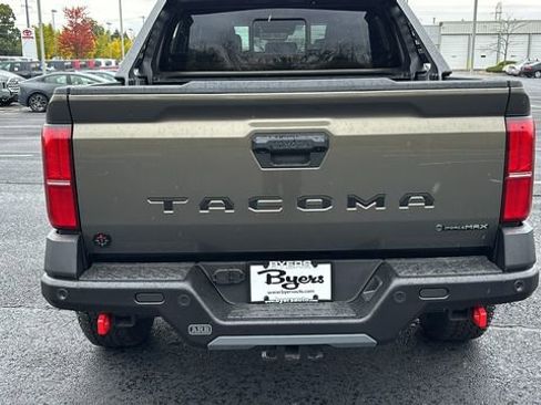 New 2025 Toyota Tacoma Tacoma Trailhunter w/ Tow Tech Package image 30