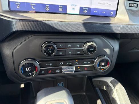 Used 2023 Ford Bronco Outer Banks AWD/4WD image 19