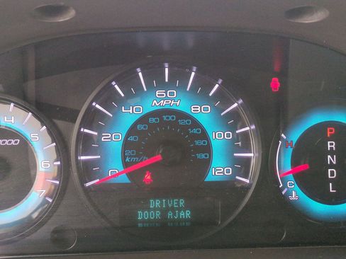 Used 2010 Ford Fusion SE image 21