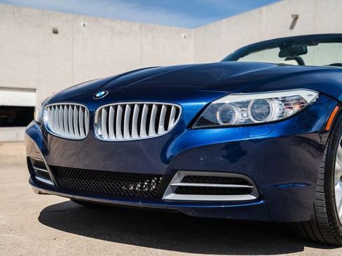 Used 2011 BMW Z4 sDrive35i image 21