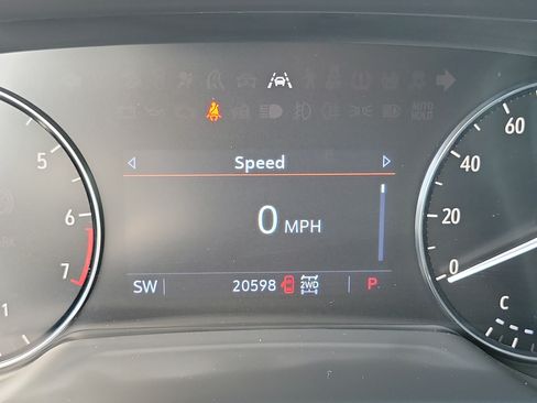 Used 2023 Buick Envision Preferred AWD/4WD image 33