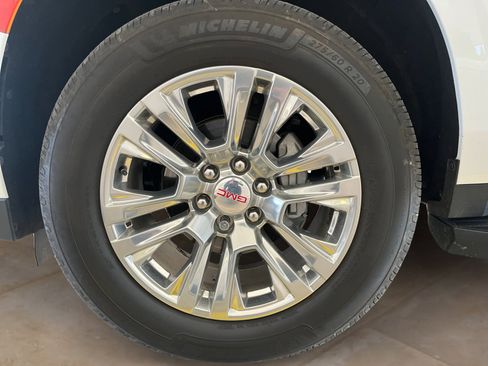 Used 2021 GMC Yukon Denali image 25