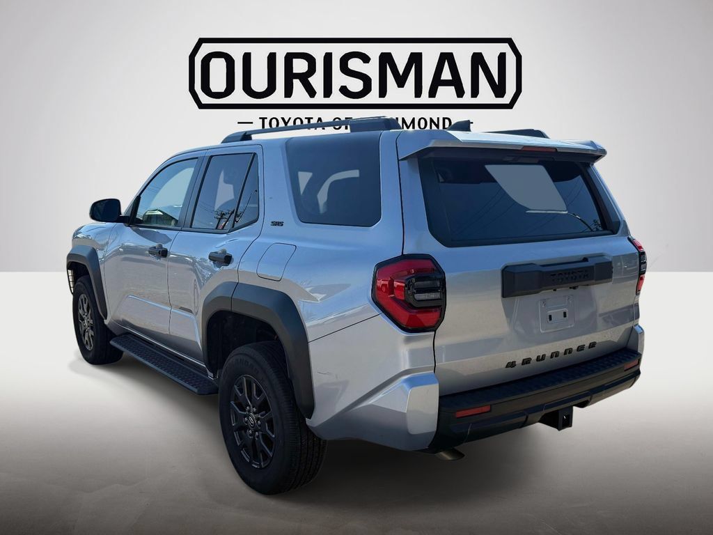 Certified 2025 Toyota 4Runner SR5 AWD/4WD image 7