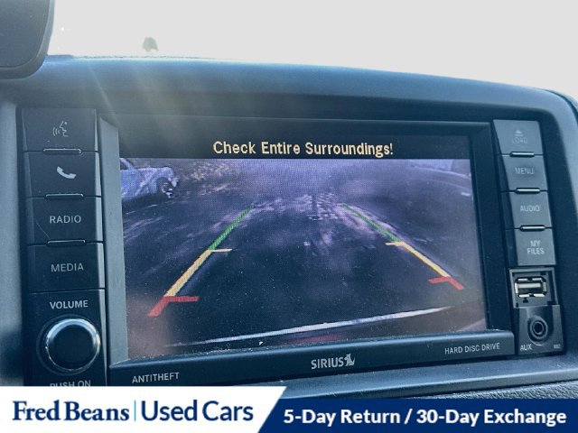 Used 2019 Dodge Grand Caravan SXT w/ Rear Park Assist Package FWD image 12