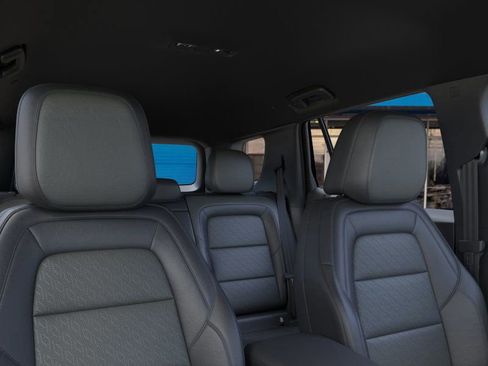 New 2026 Chevrolet Equinox LT w/ Convenience Package II image 24