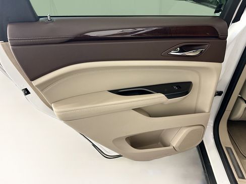 Used 2015 Cadillac SRX Luxury w/ Driver Awareness Package image 27