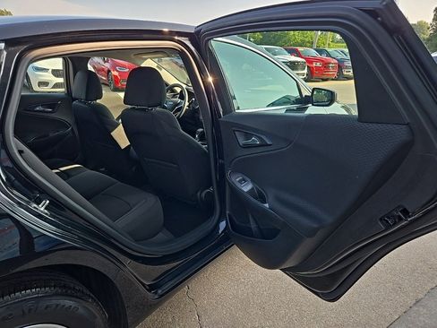 Used 2022 Chevrolet Malibu LS image 64