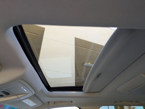 Used 2016 GMC Yukon Denali w/ Open Road Package image 21